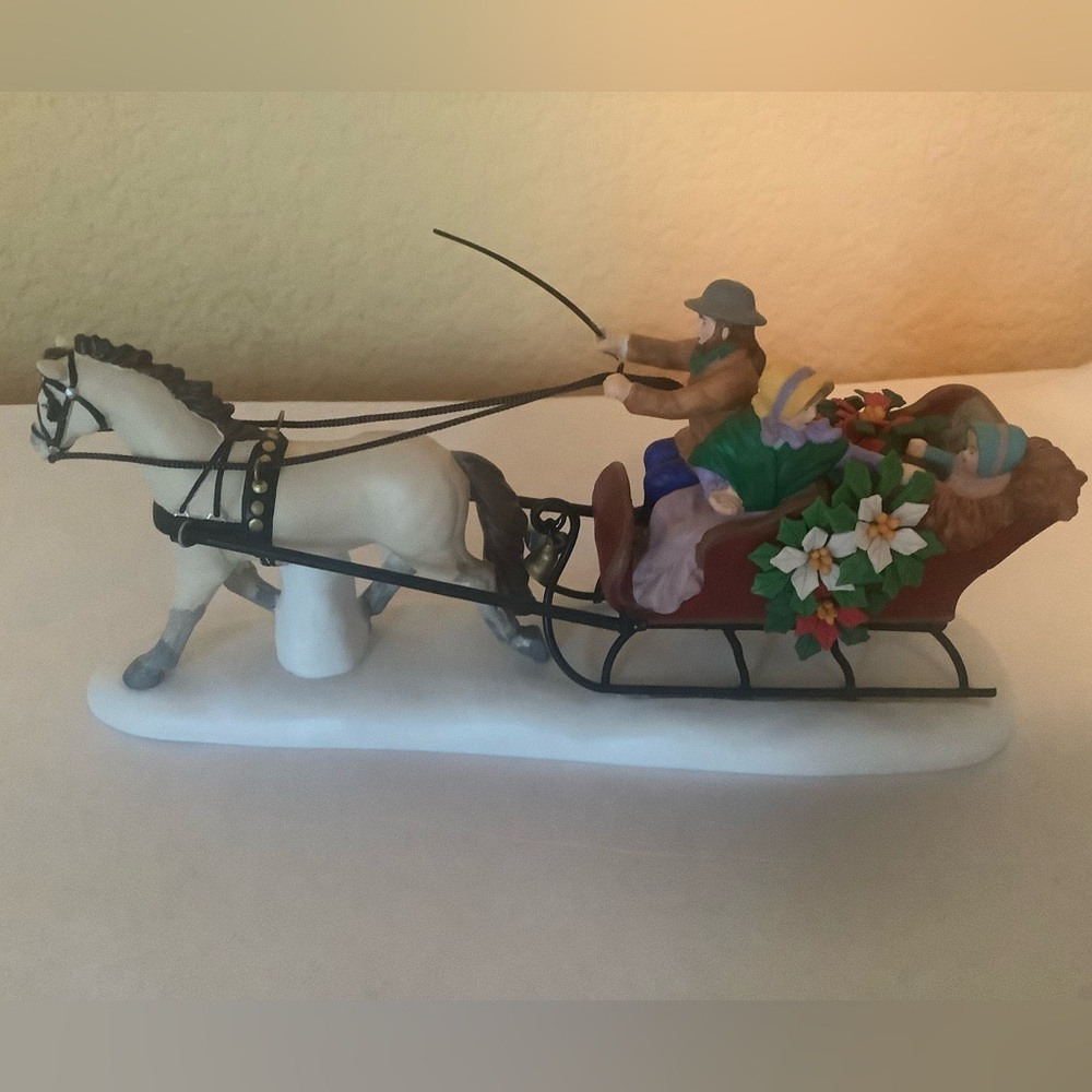 Department 56 Heritage Village “Family Sleigh Ride” Retired, In original box